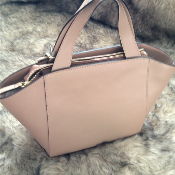 Italian Leather Handbag - Picture 6 of 8